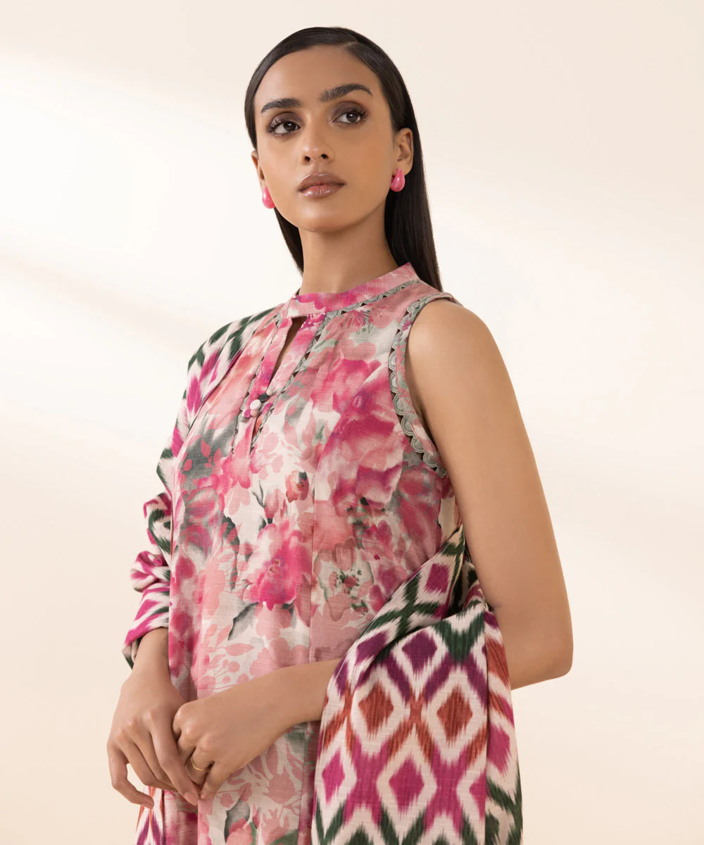 SAPPHIRE 3 PIECE - PRINTED
KHADDAR SUIT