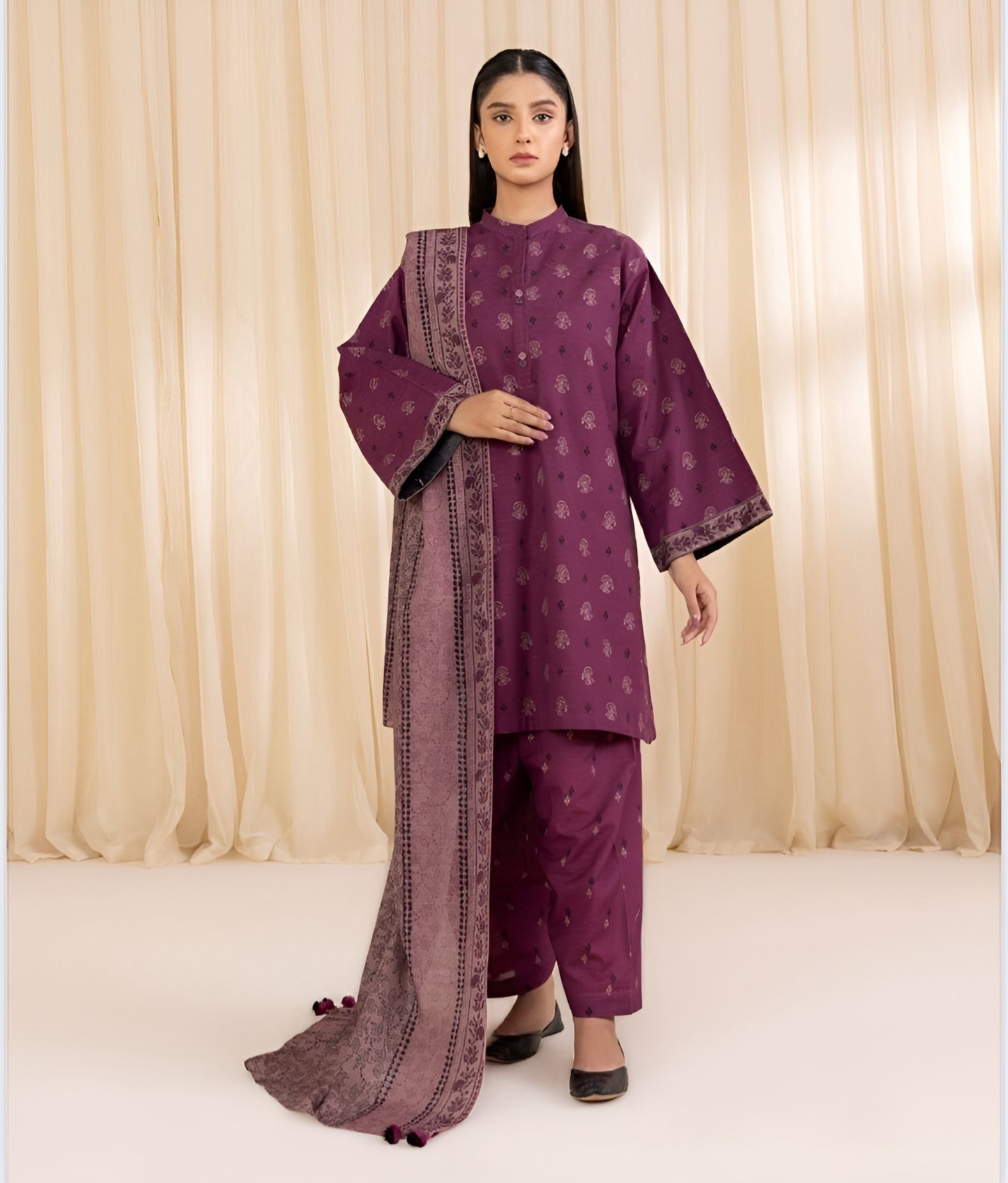 SAPPHIRE 3 PIECE - PRINTED
KHADDAR SUIT