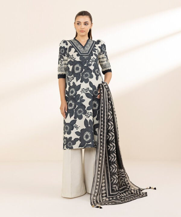 3 Piece - Printed Lawn Suit