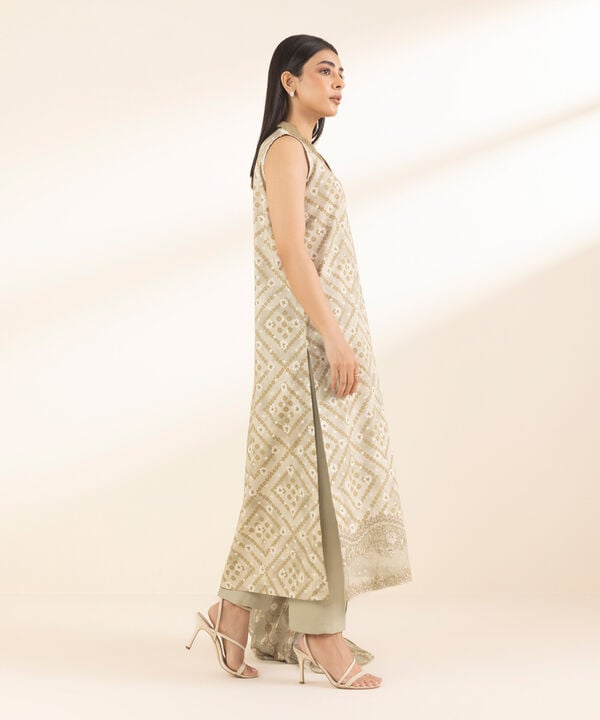 3 Piece - Embroidered Lawn Suit