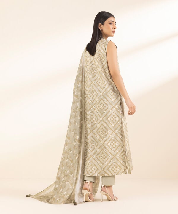 3 Piece - Embroidered Lawn Suit