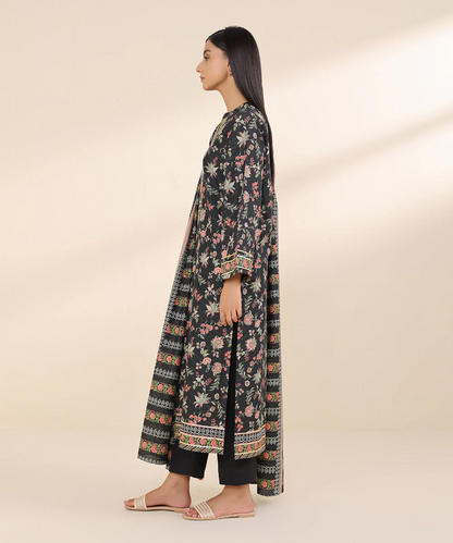 SAPPHIRE 3 PIECE - PRINTED
ZARI KHADDAR SUIT