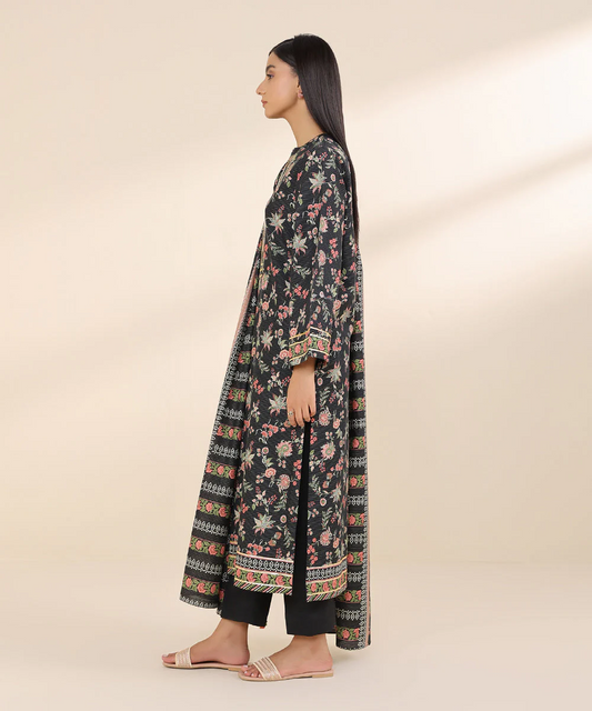 SAPPHIRE 3 PIECE - PRINTED
ZARI KHADDAR SUIT