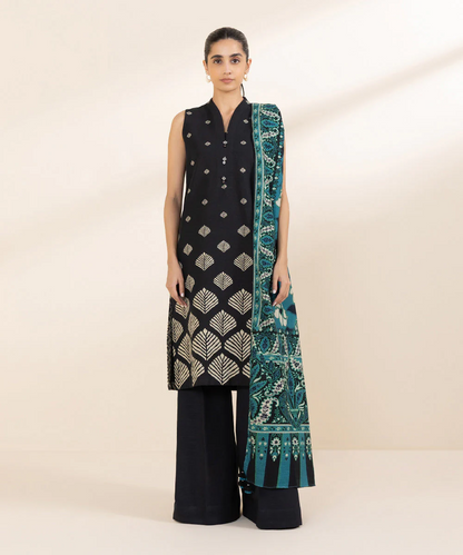 SAPPHIRE 3 PIECE - PRINTED
KHADDAR SUIT