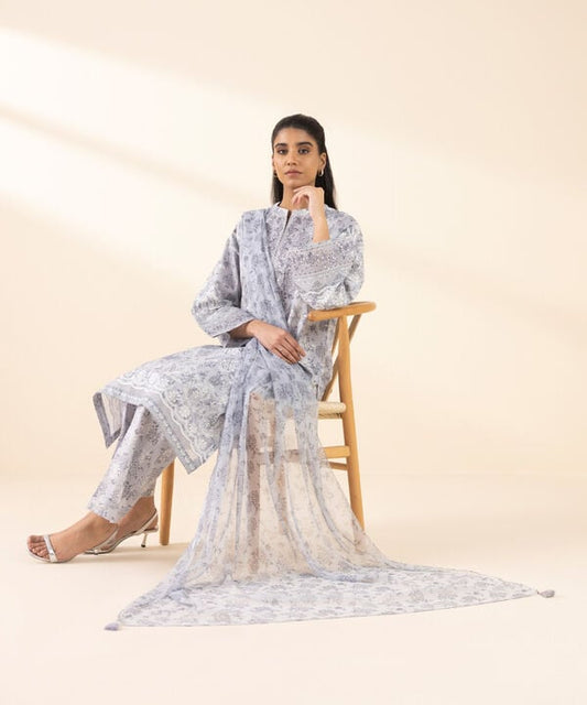3 Piece - Embroidered Lawn Suit