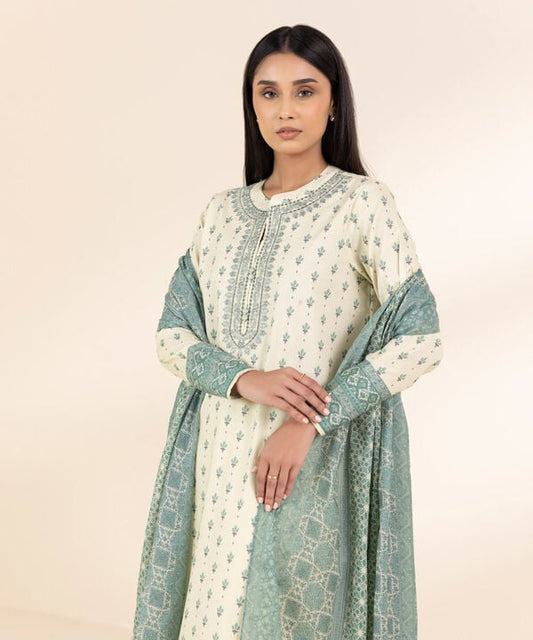 3 Piece - Embroidered Lawn Suit